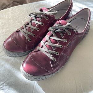 Josef Seibel Burgundy or red Leather Lace-Up Sneakers